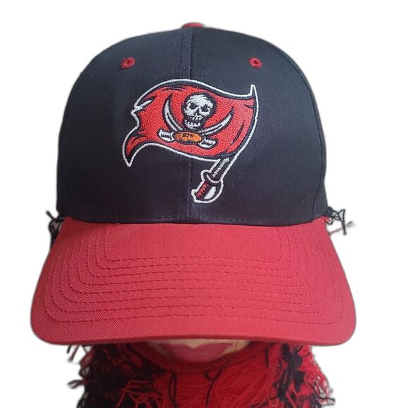 Vintage Tampa Bay Bucs 90s snapback - Picture 2 of 9